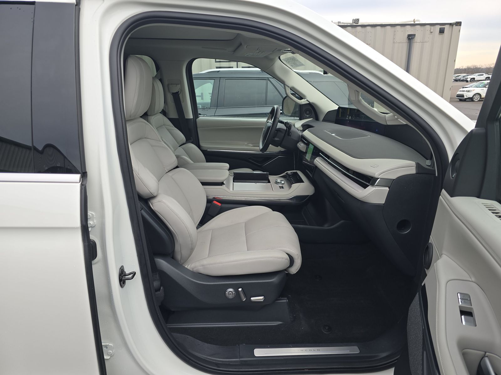 2025 Lincoln Navigator Reserve AWD