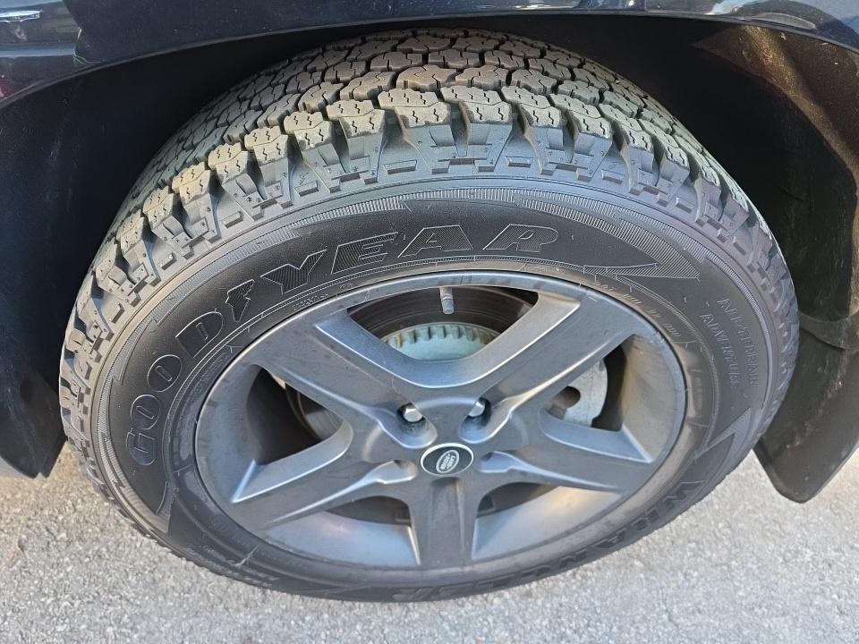 2022 Land Rover Defender 90 X-Dynamic SE AWD