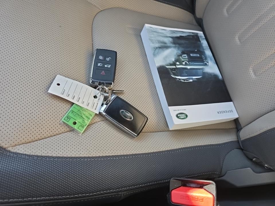 2022 Land Rover Defender 90 X-Dynamic SE AWD