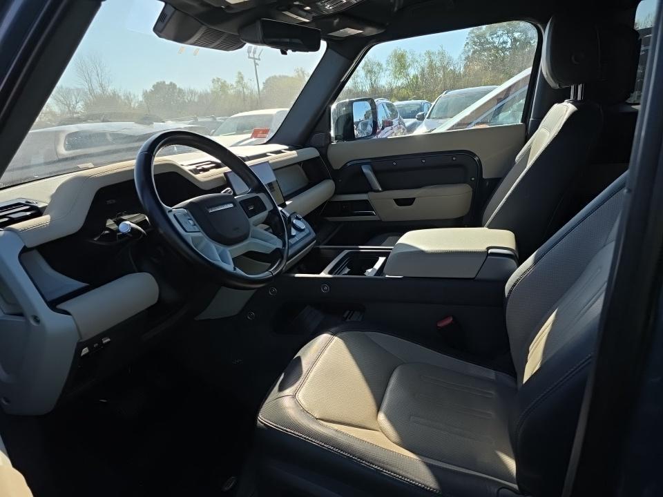 2022 Land Rover Defender 90 X-Dynamic SE AWD