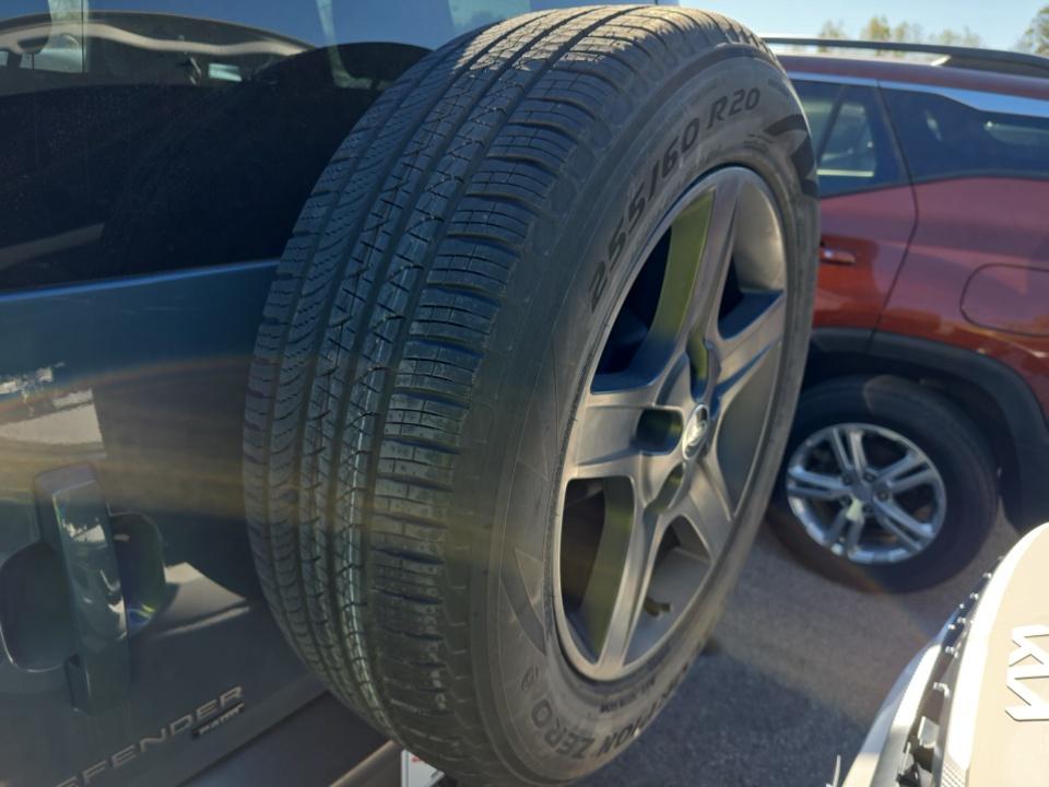 2022 Land Rover Defender 90 X-Dynamic SE AWD