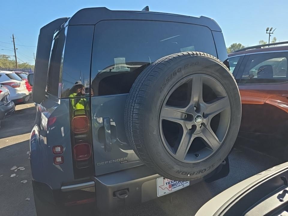 2022 Land Rover Defender 90 X-Dynamic SE AWD