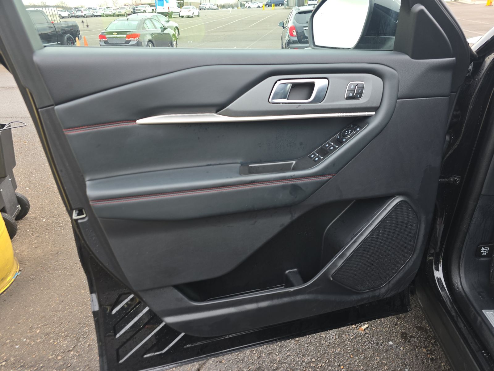 2025 Ford Explorer ST-Line AWD