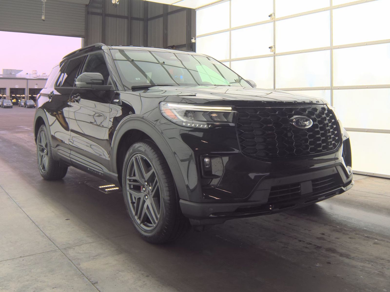 2025 Ford Explorer ST-Line AWD