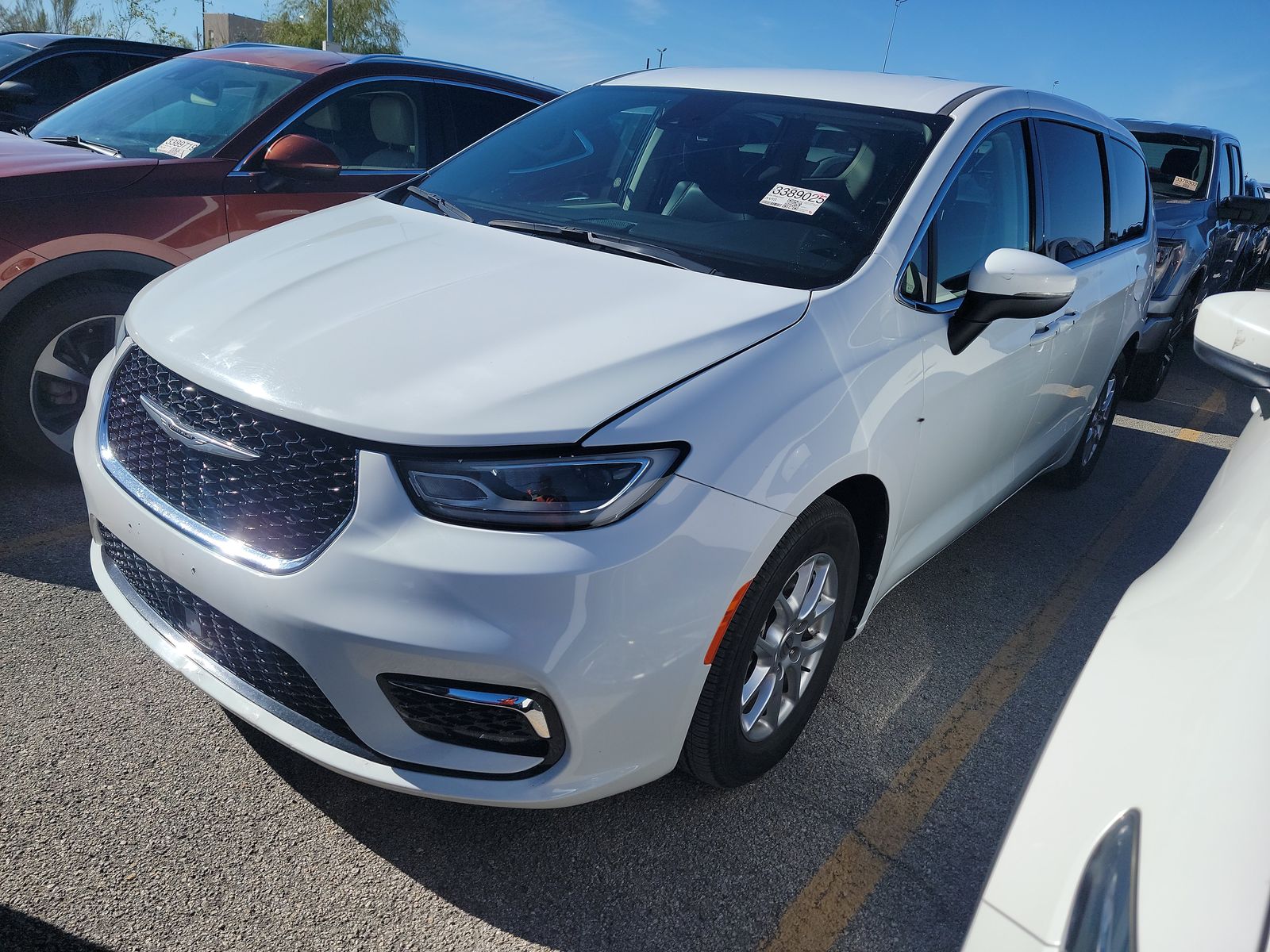 2023 Chrysler Pacifica Touring L FWD