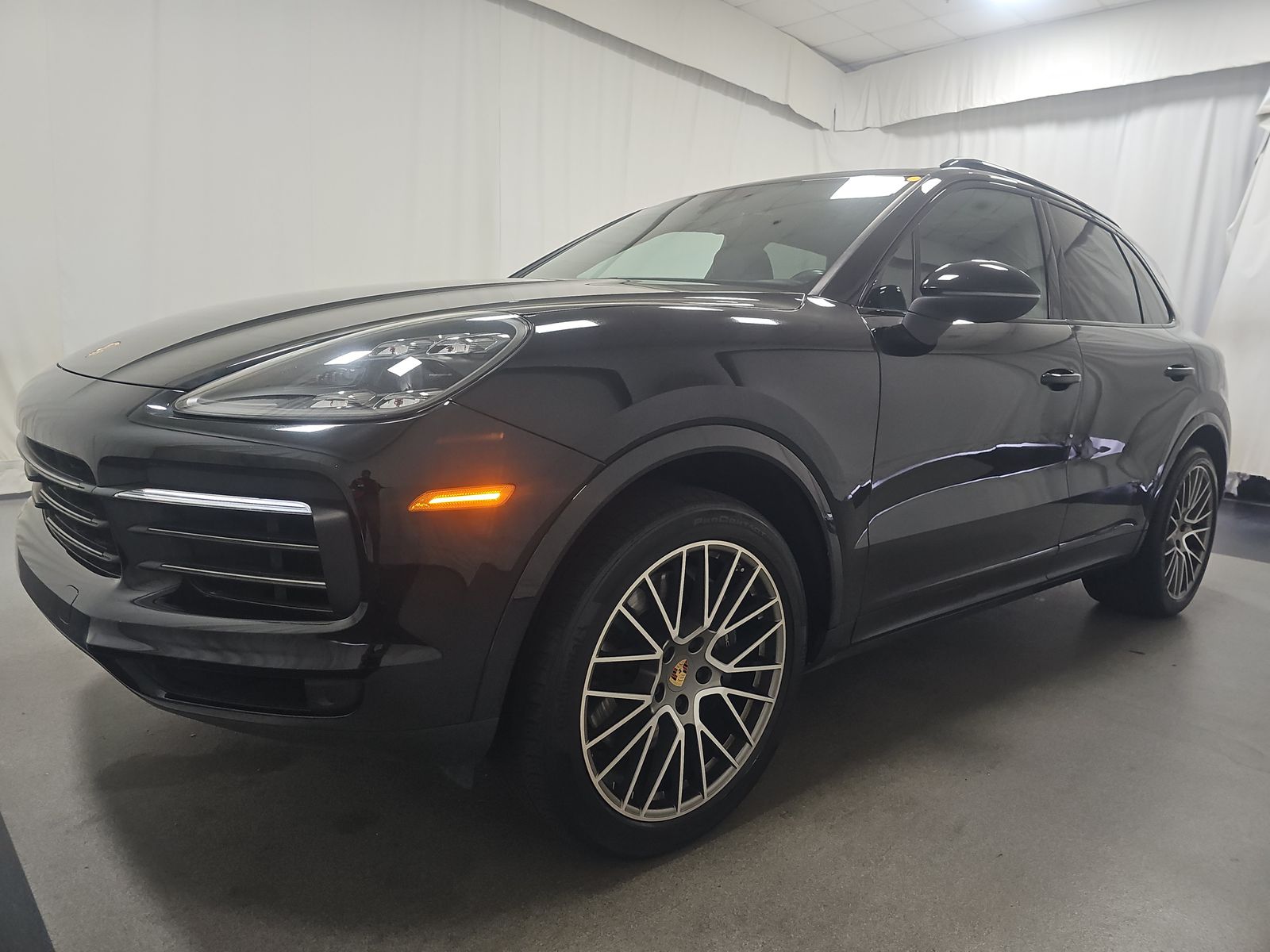 2022 Porsche Cayenne Platinum Edition AWD