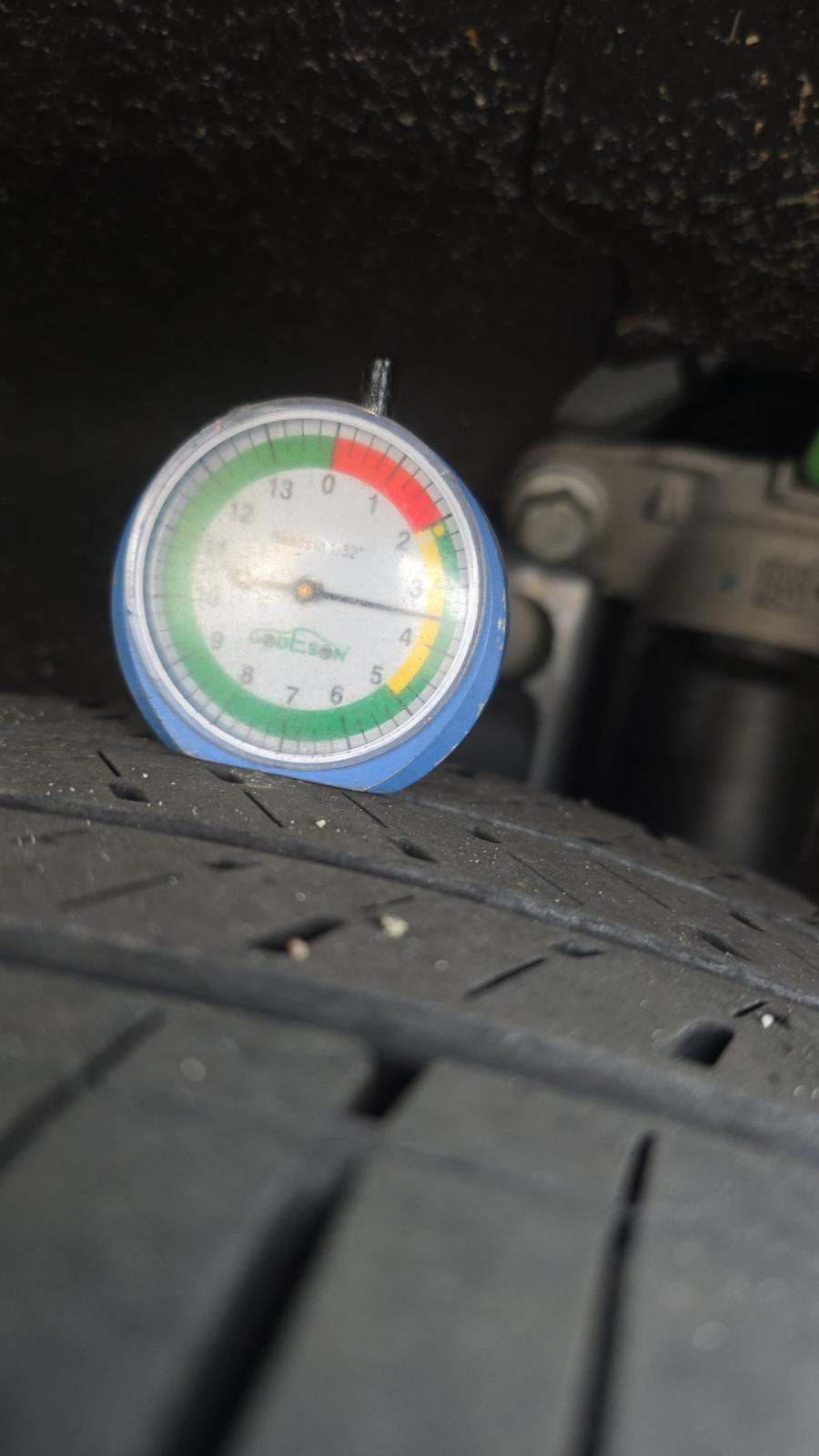 2025 Ford Escape Hybrid Platinum FWD