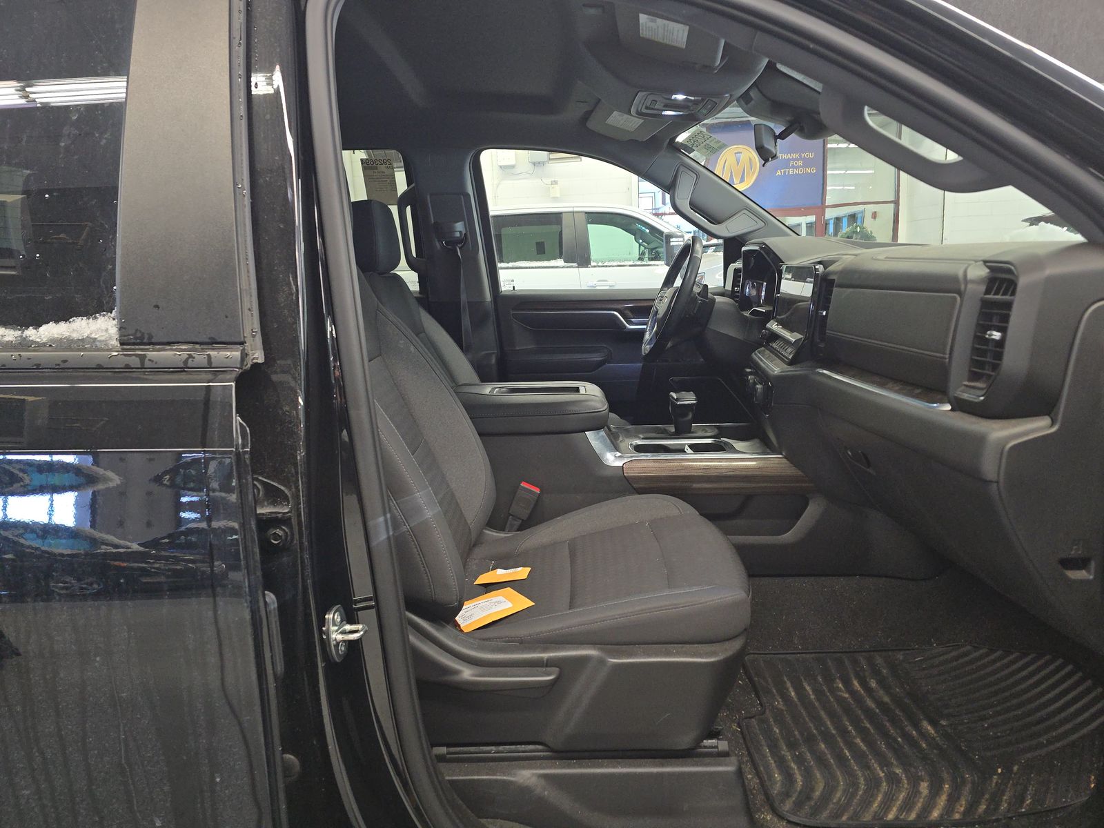 2022 Chevrolet Silverado 1500 LT AWD