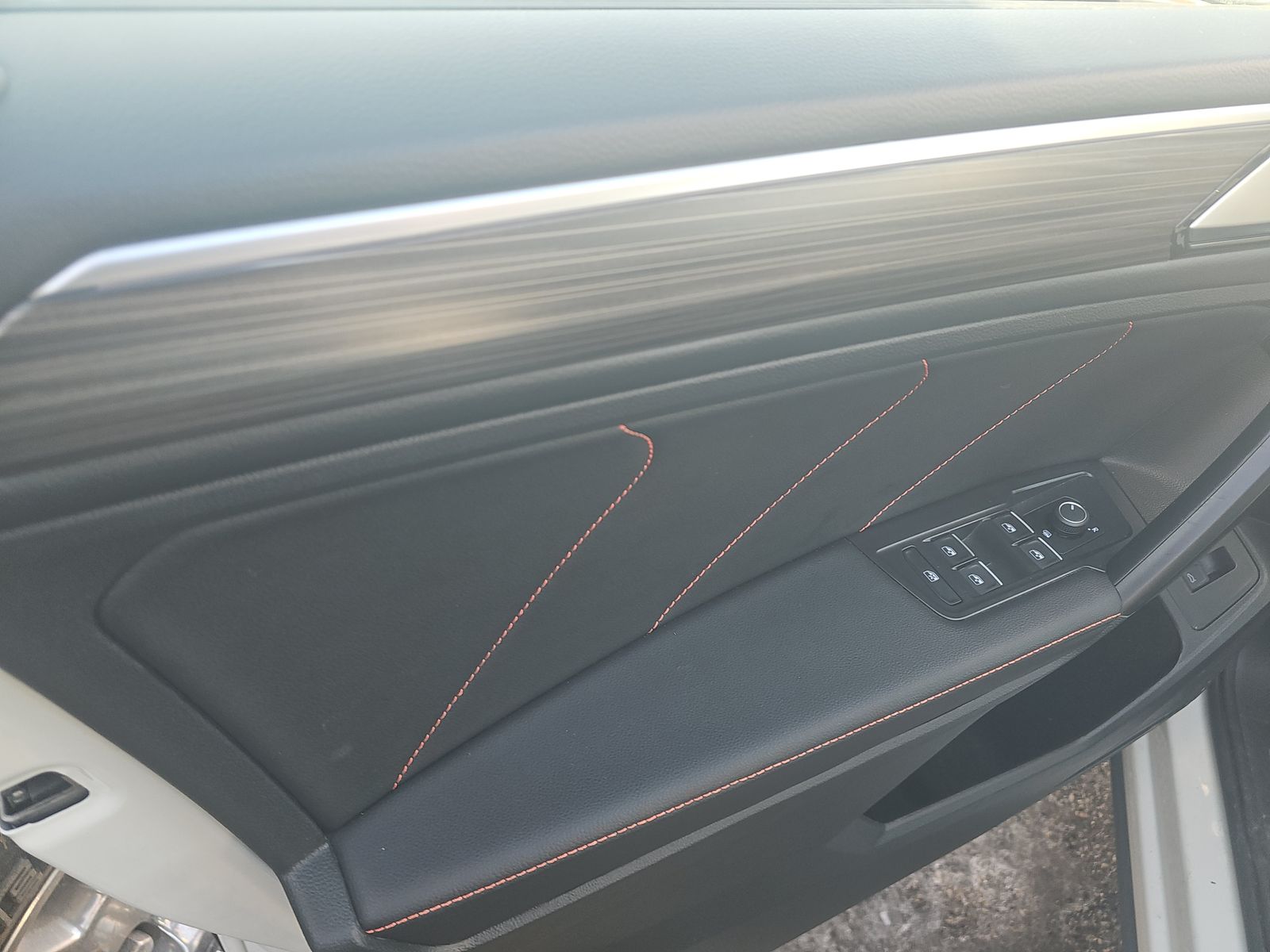 2024 Volkswagen Tiguan 2.0T Wolfsburg Edition FWD