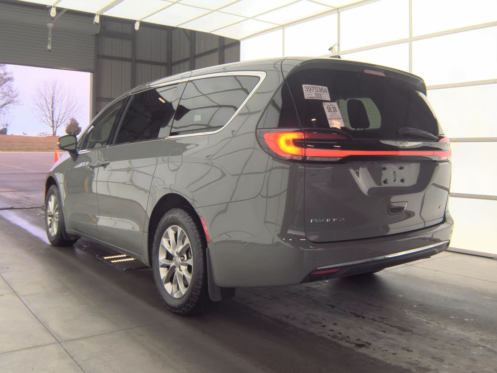 2023 Chrysler Pacifica Touring L AWD