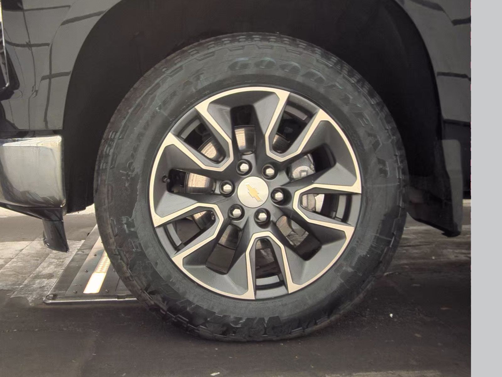 2024 Chevrolet Silverado 1500 LT AWD