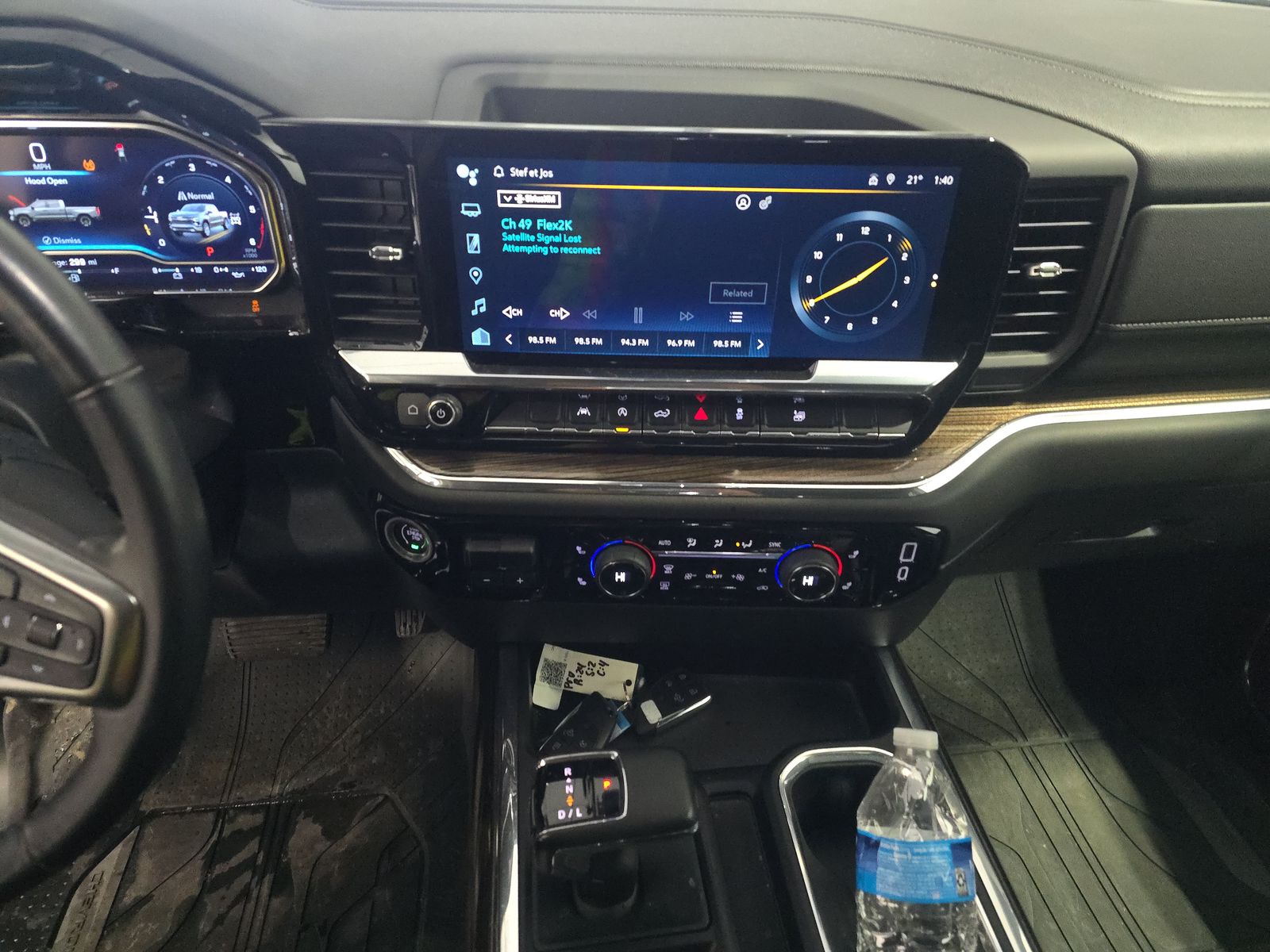 2024 Chevrolet Silverado 1500 RST AWD