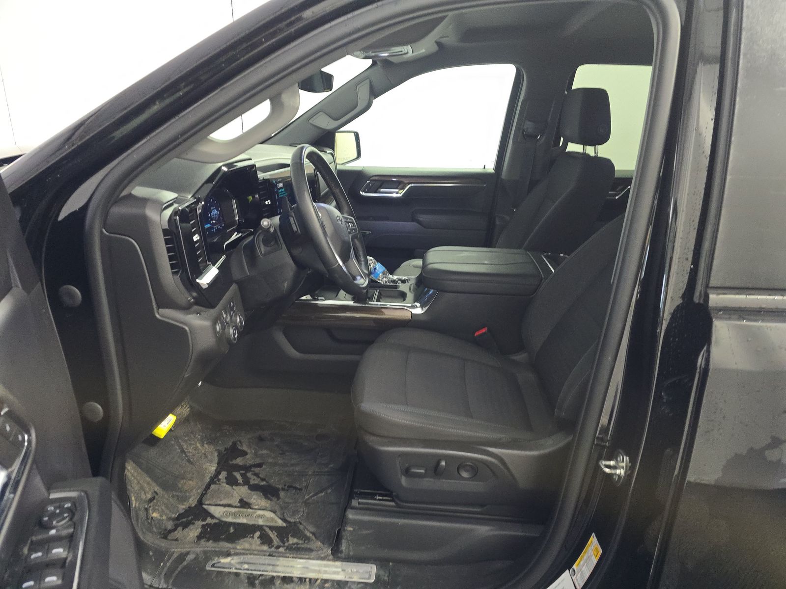 2024 Chevrolet Silverado 1500 RST AWD