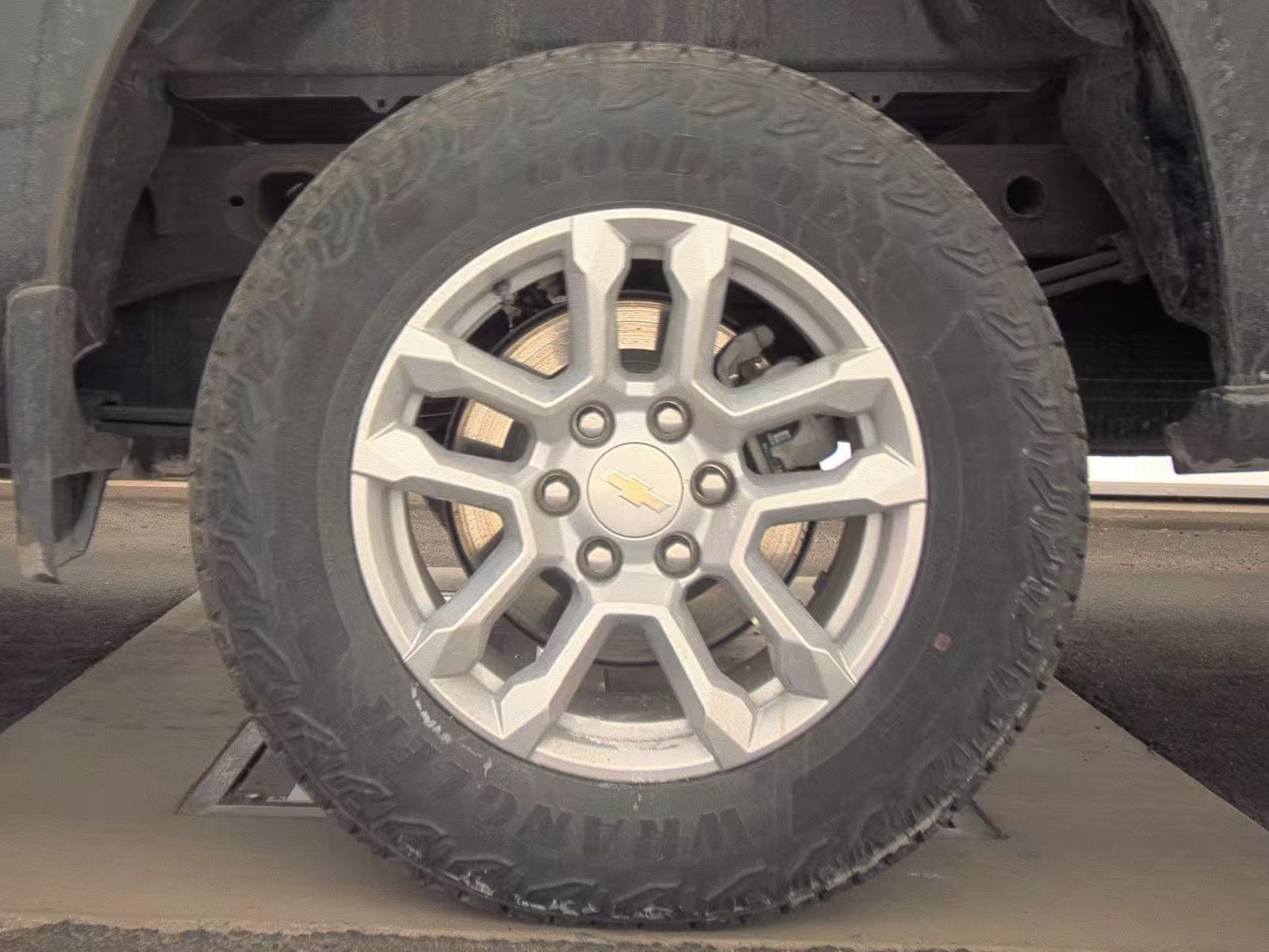 2023 Chevrolet Silverado 1500 LT AWD