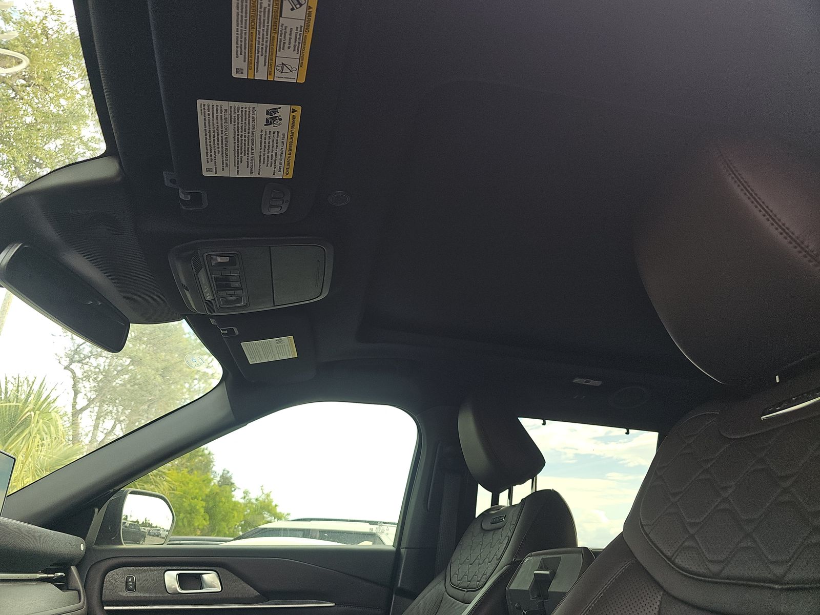 2025 Ford Explorer Platinum FWD