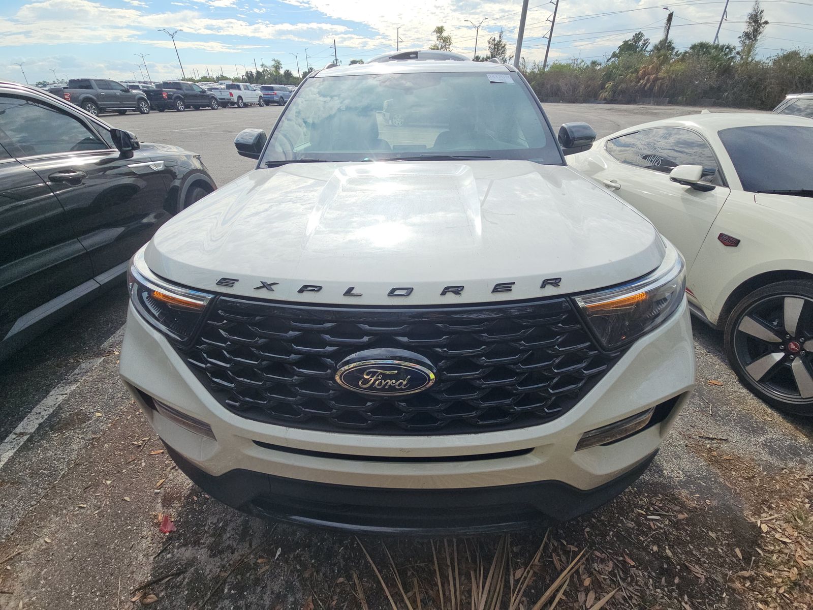 2023 Ford Explorer ST-Line RWD