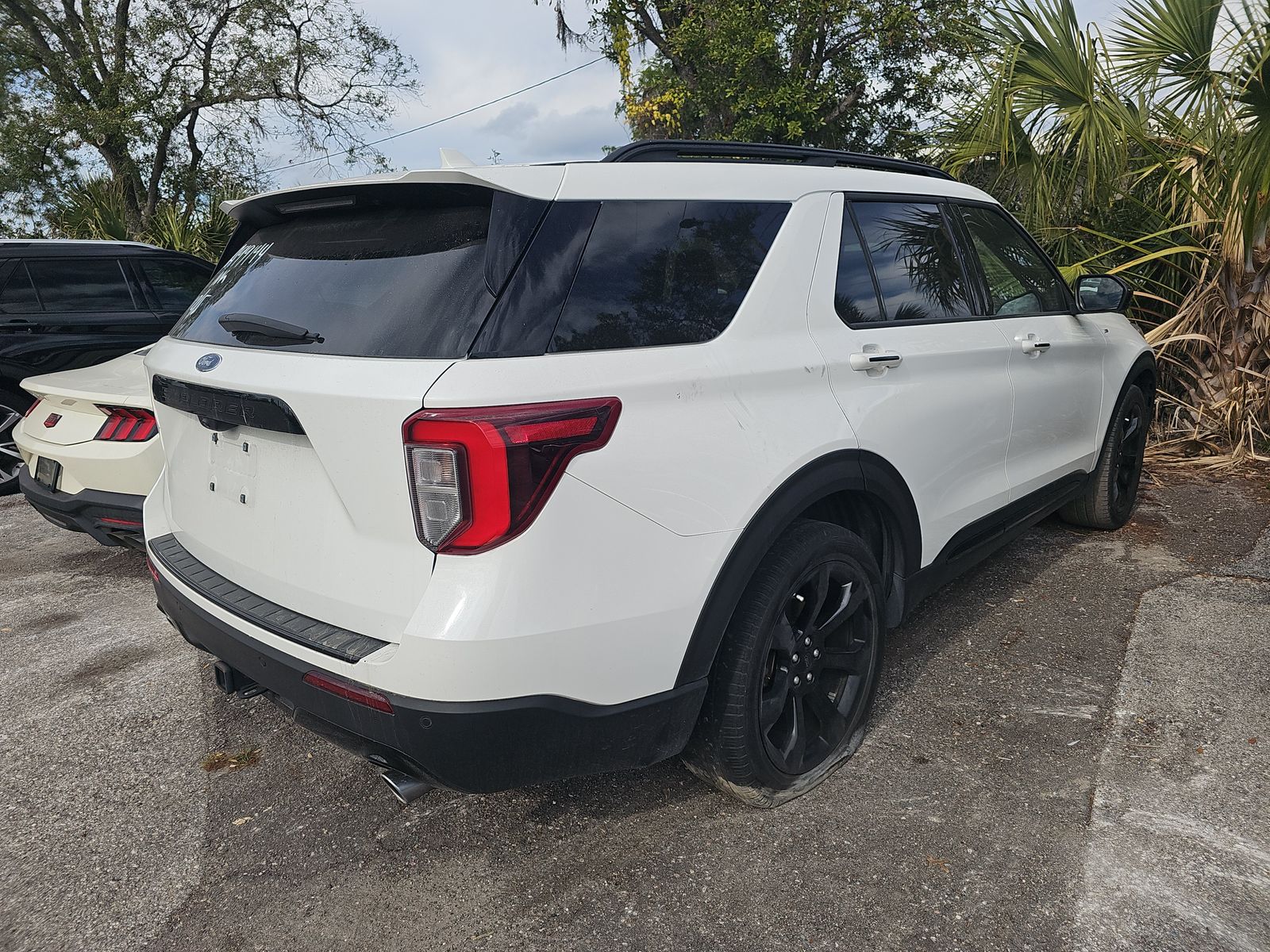 2023 Ford Explorer ST-Line RWD