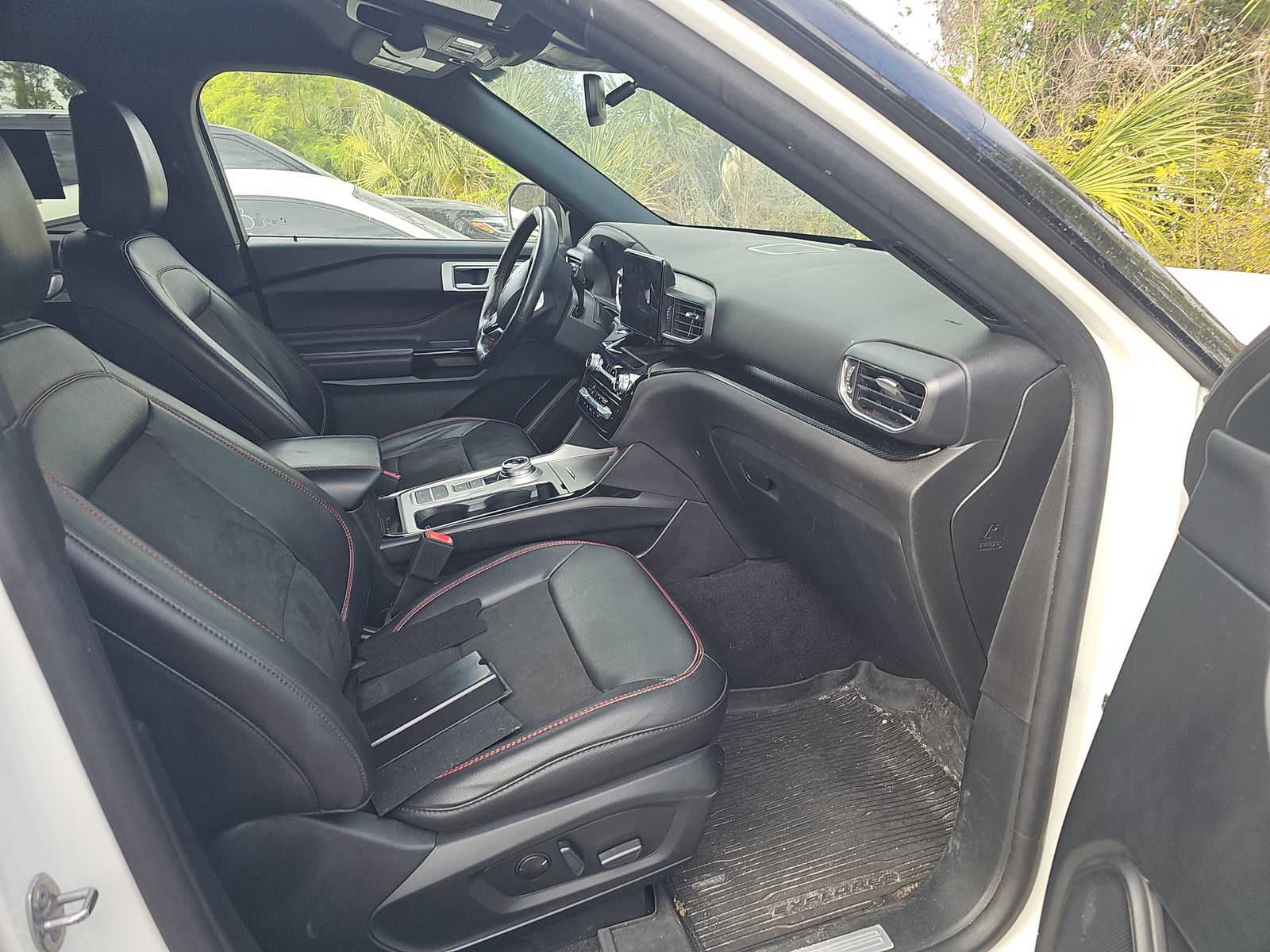 2023 Ford Explorer ST-Line RWD