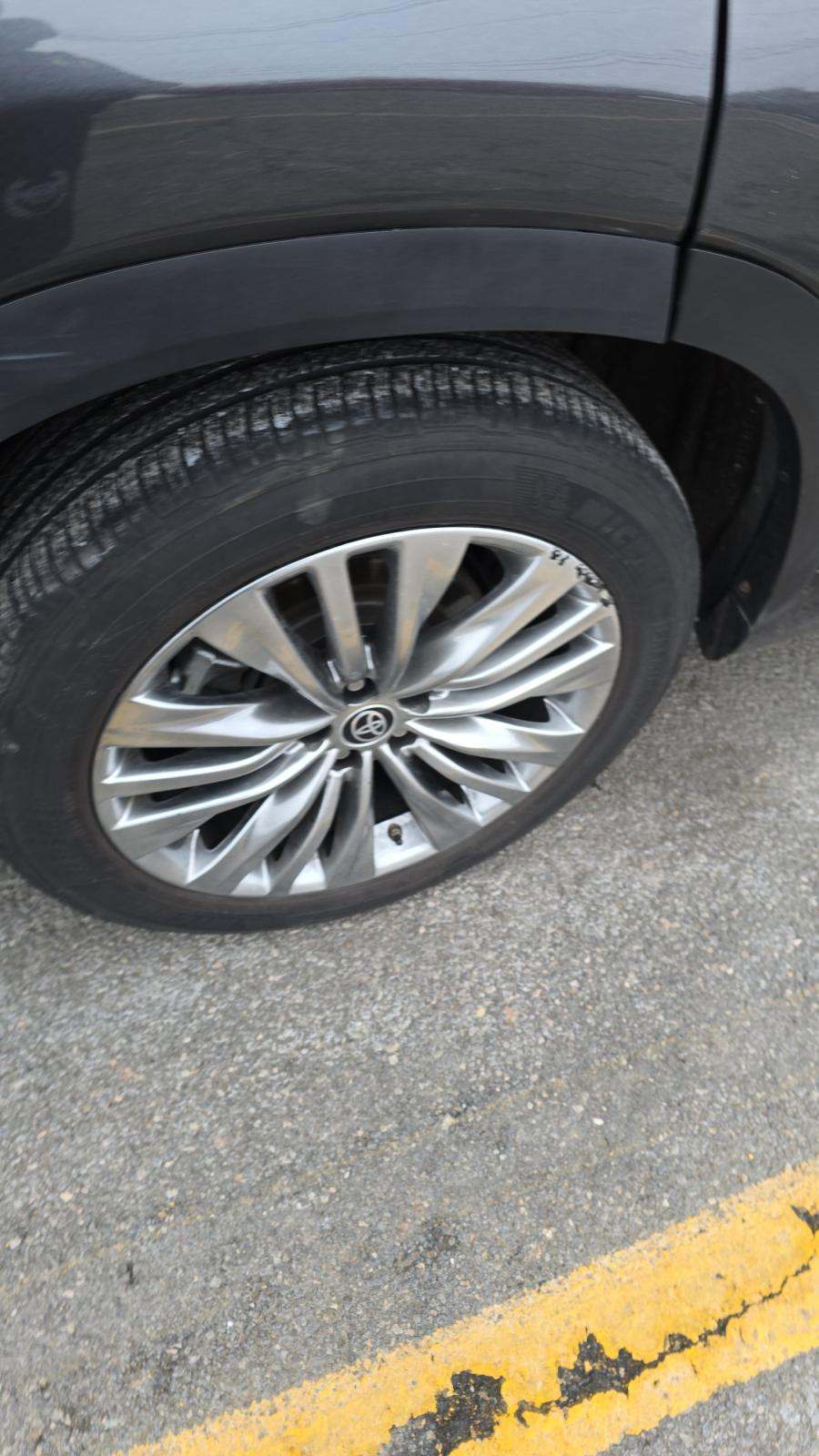 2023 Toyota Highlander Platinum AWD