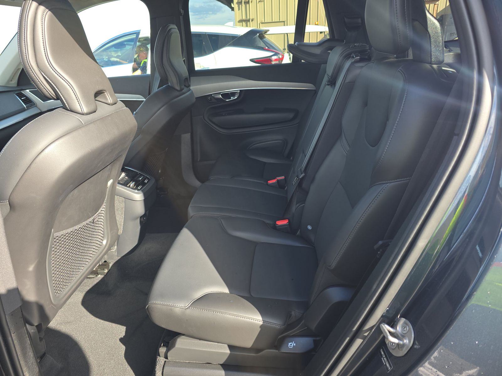 2025 Volvo XC90 B5 Core AWD