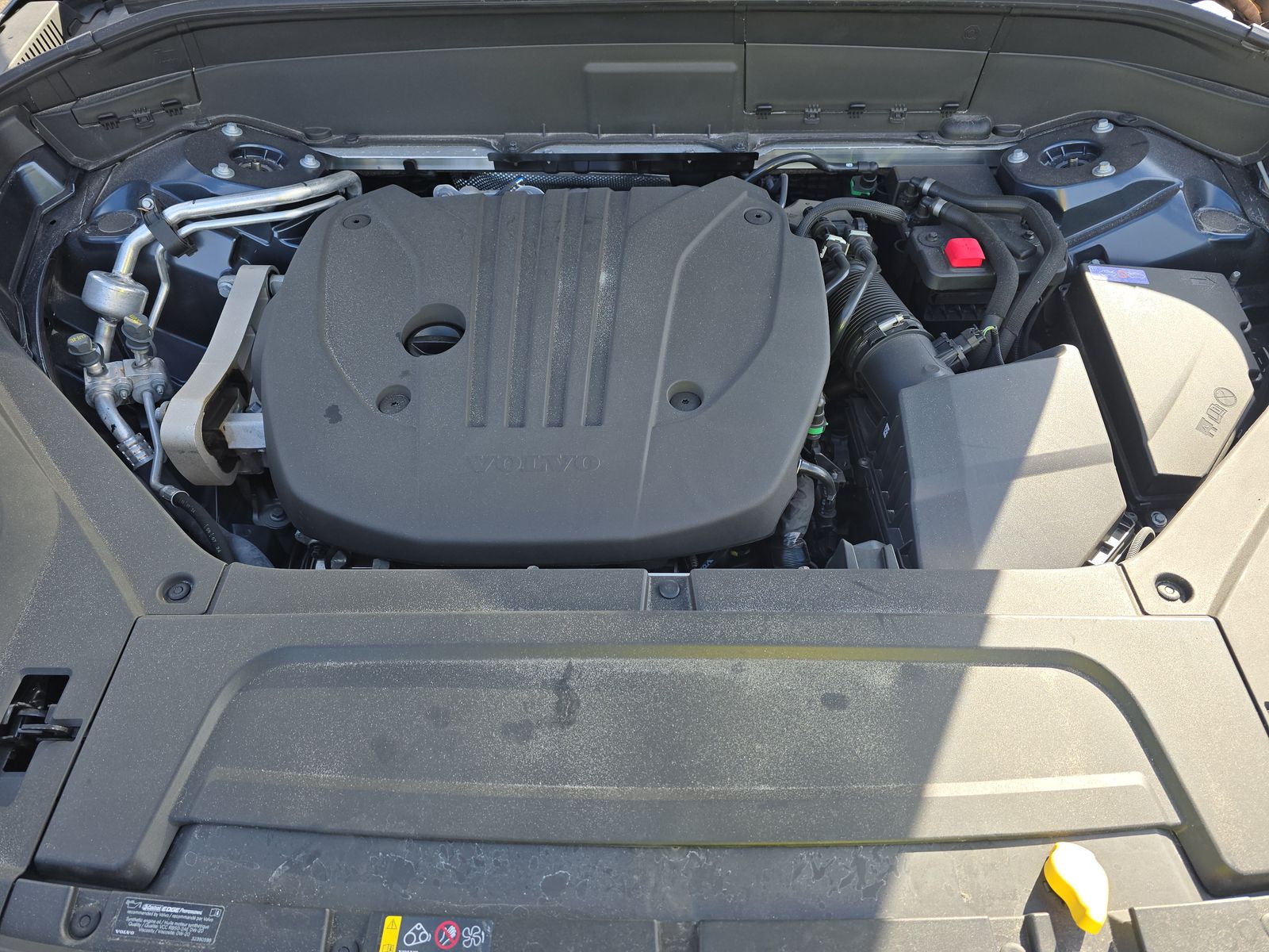 2025 Volvo XC90 B5 Core AWD