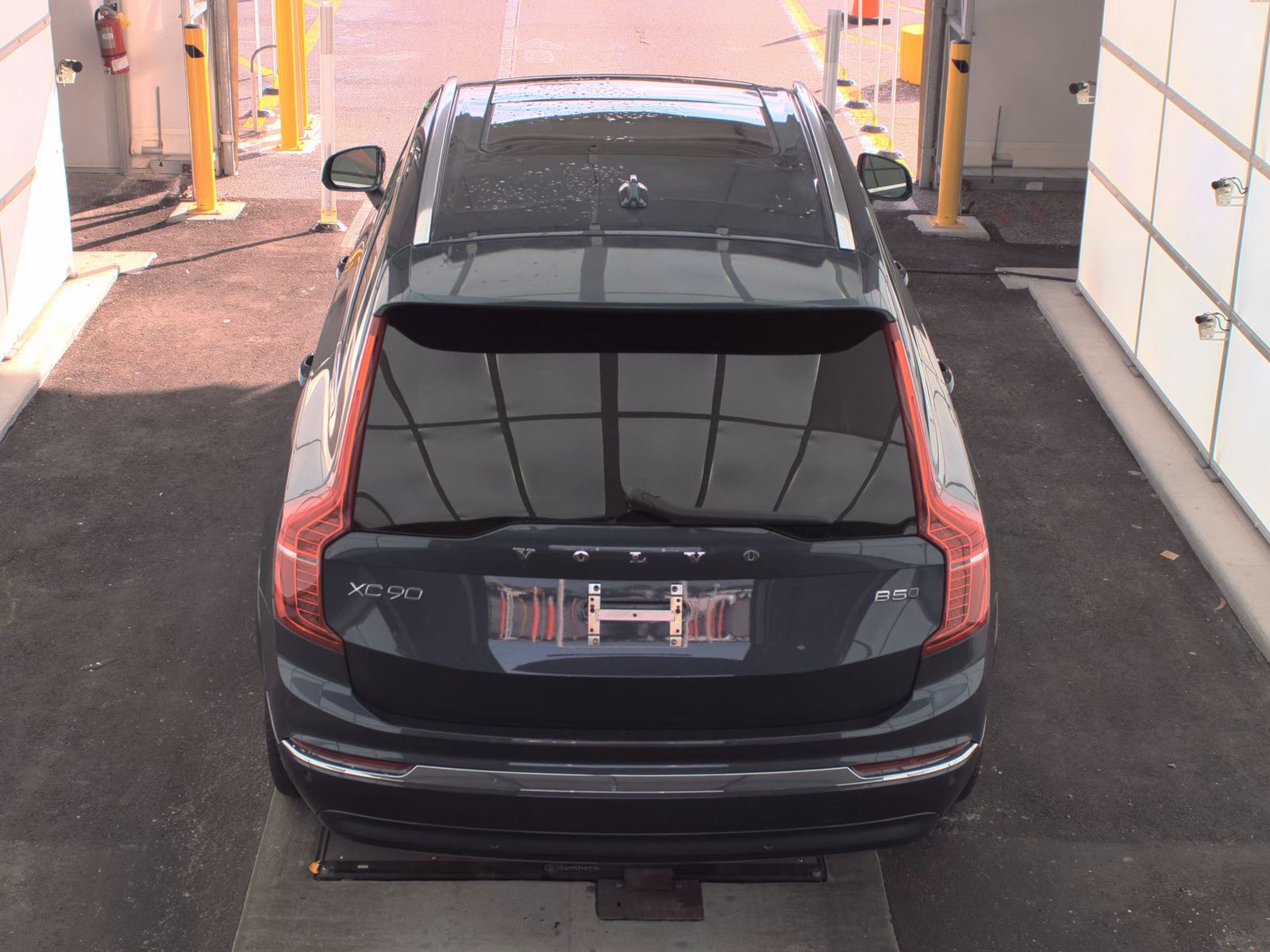 2025 Volvo XC90 B5 Core AWD