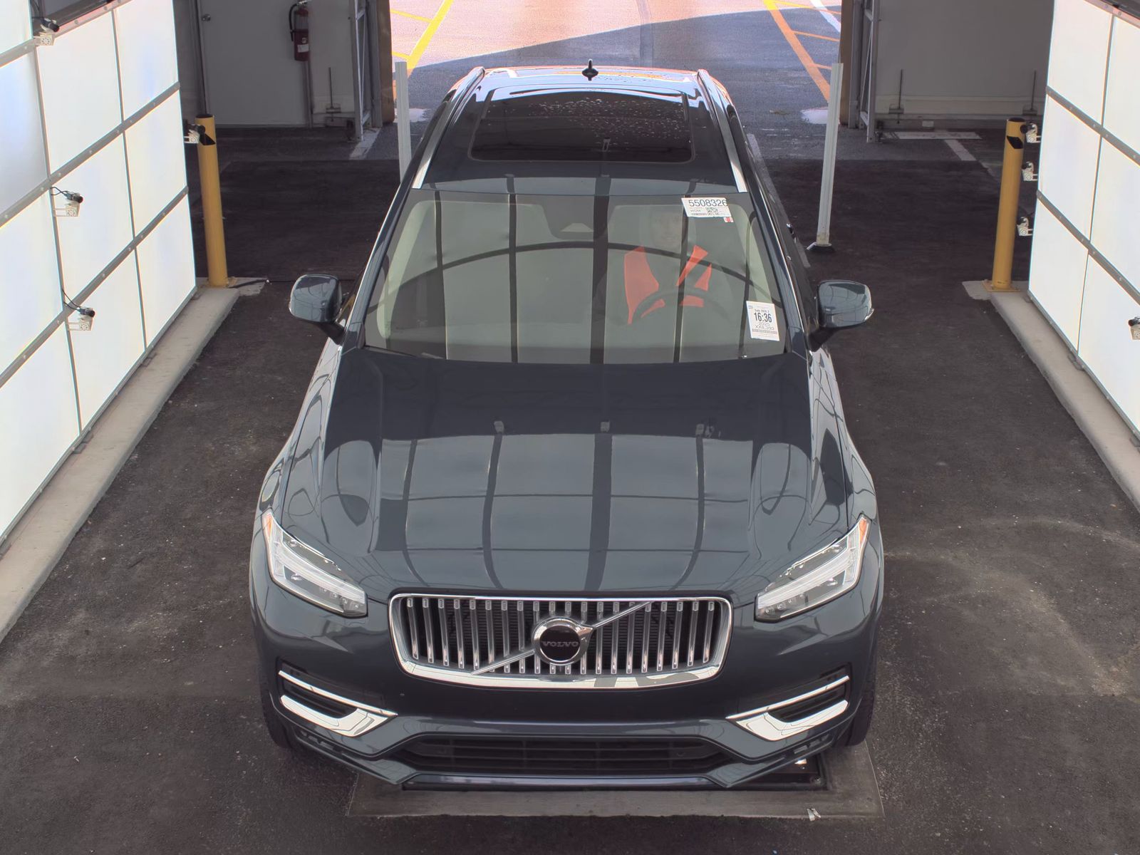 2025 Volvo XC90 B5 Core AWD