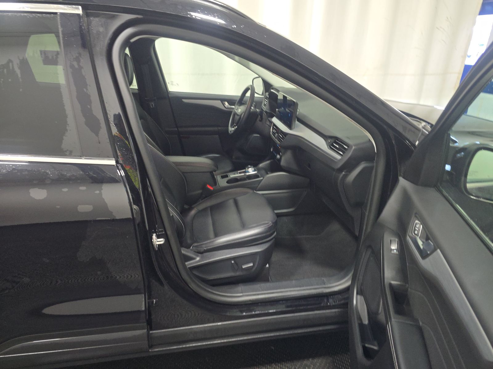 2025 Ford Escape Platinum AWD