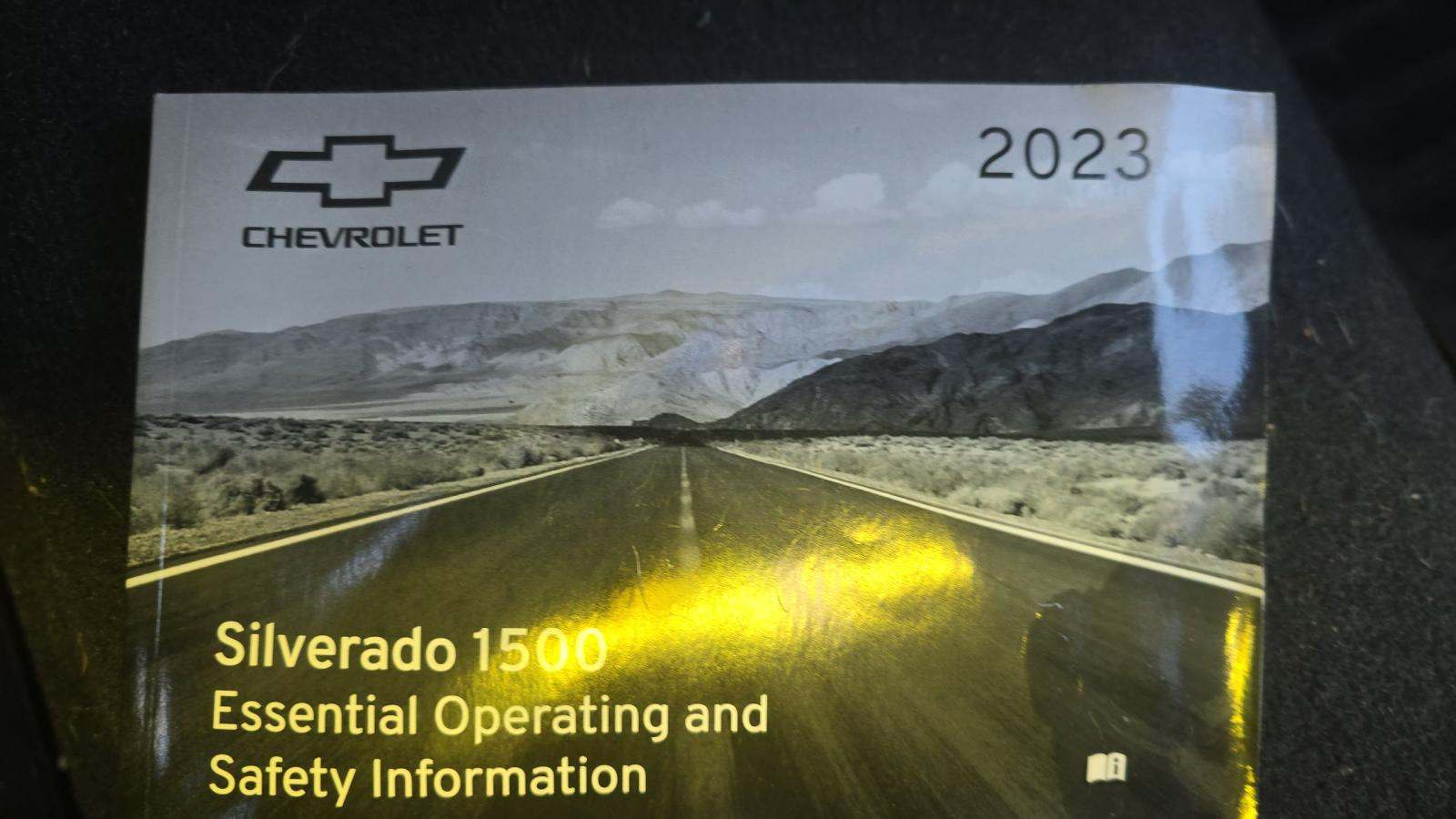 2023 Chevrolet Silverado 1500 LT AWD