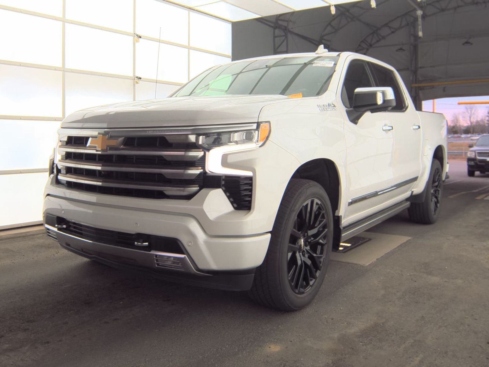 2022 Chevrolet Silverado 1500 High Country AWD