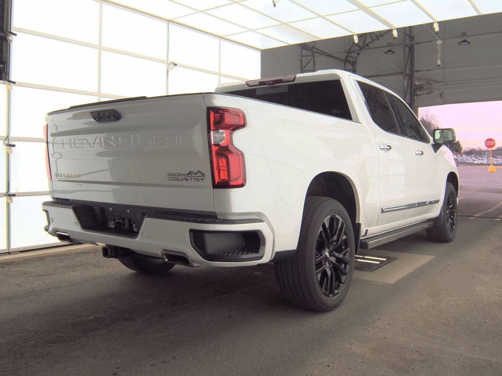 2022 Chevrolet Silverado 1500 High Country AWD