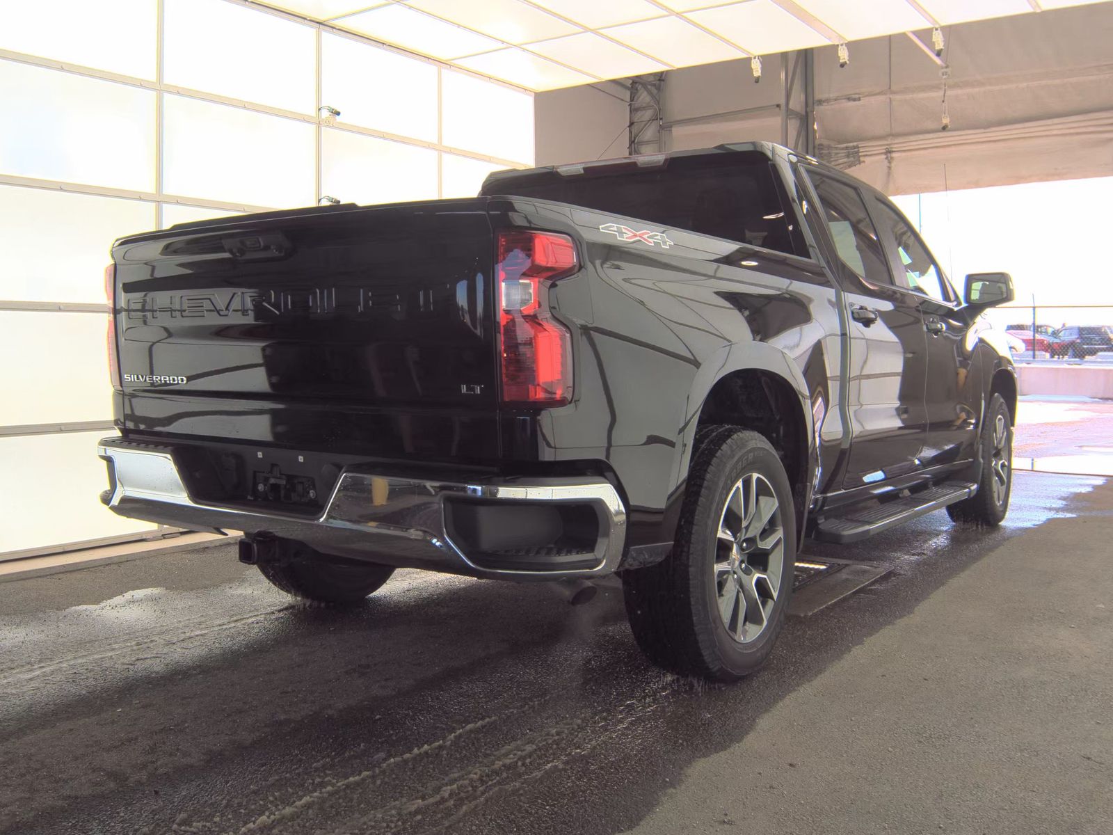 2023 Chevrolet Silverado 1500 LT AWD