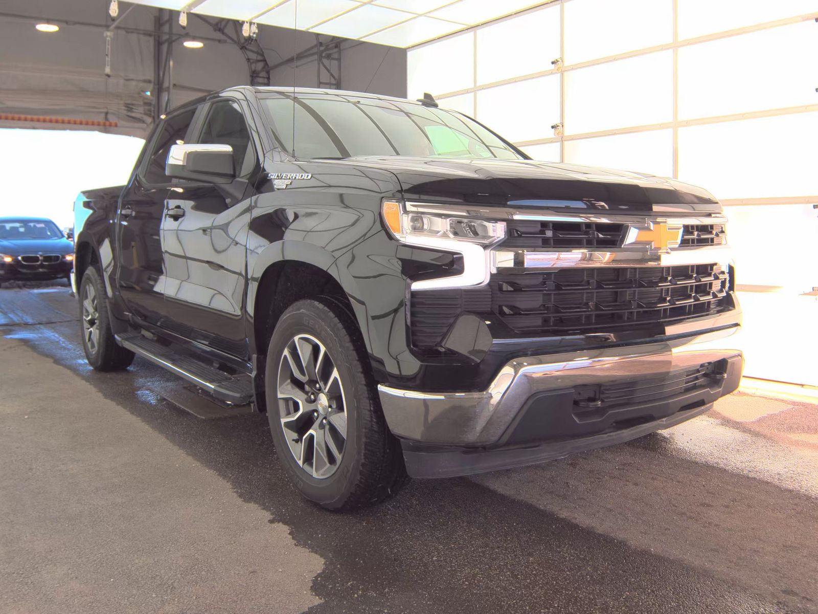 2023 Chevrolet Silverado 1500 LT AWD