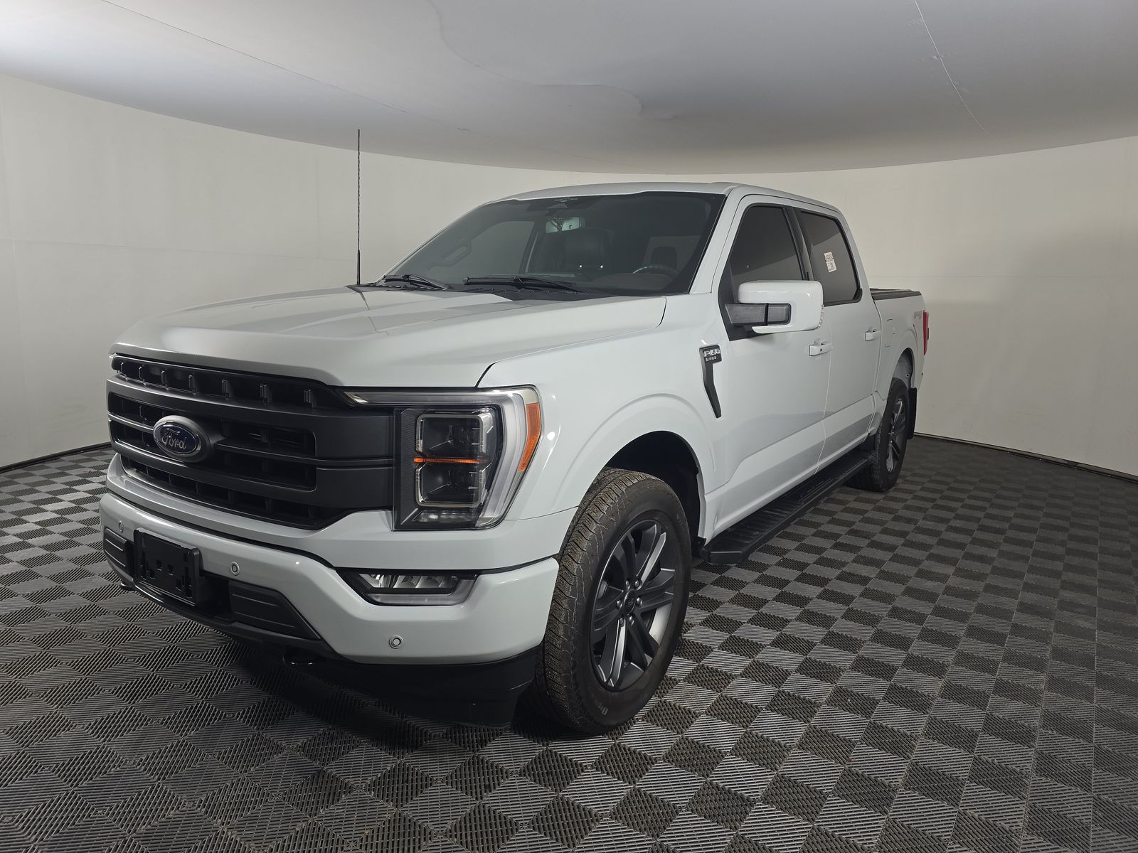 2023 Ford F-150 Lariat AWD