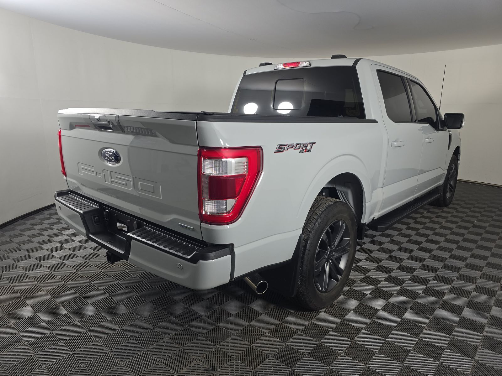 2023 Ford F-150 Lariat AWD