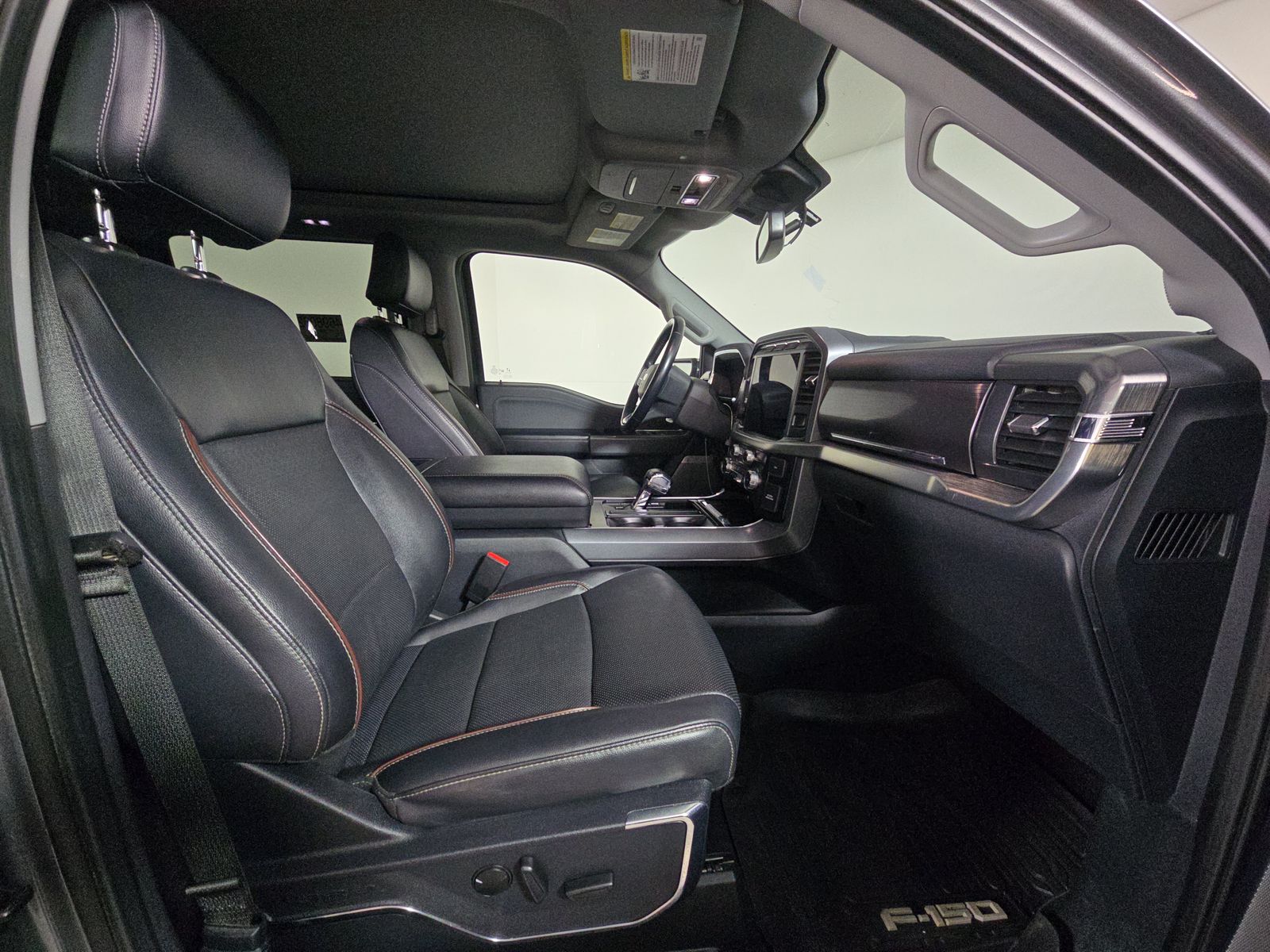 2023 Ford F-150 Lariat AWD