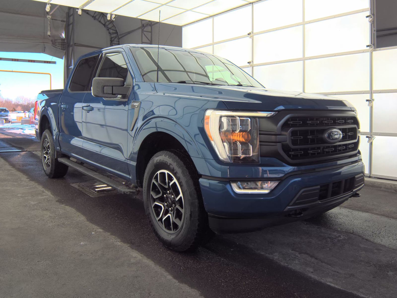 2022 Ford F-150 XLT AWD