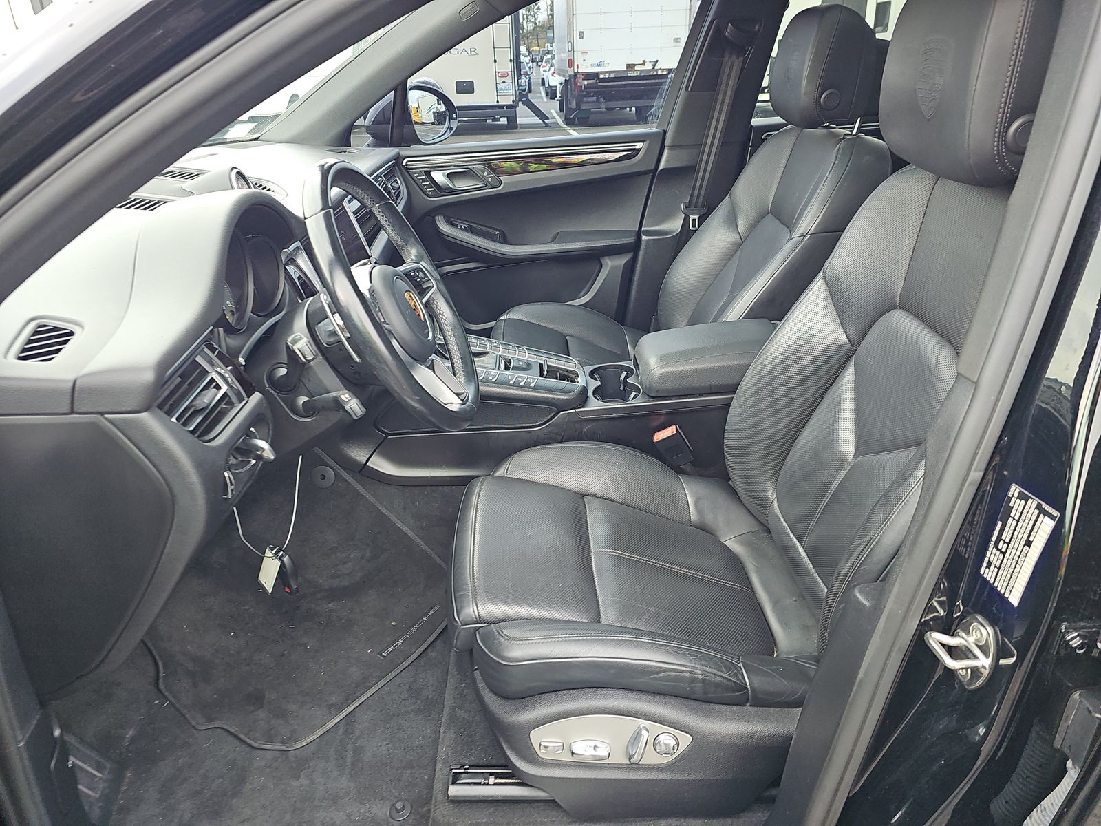 2021 Porsche Macan S AWD