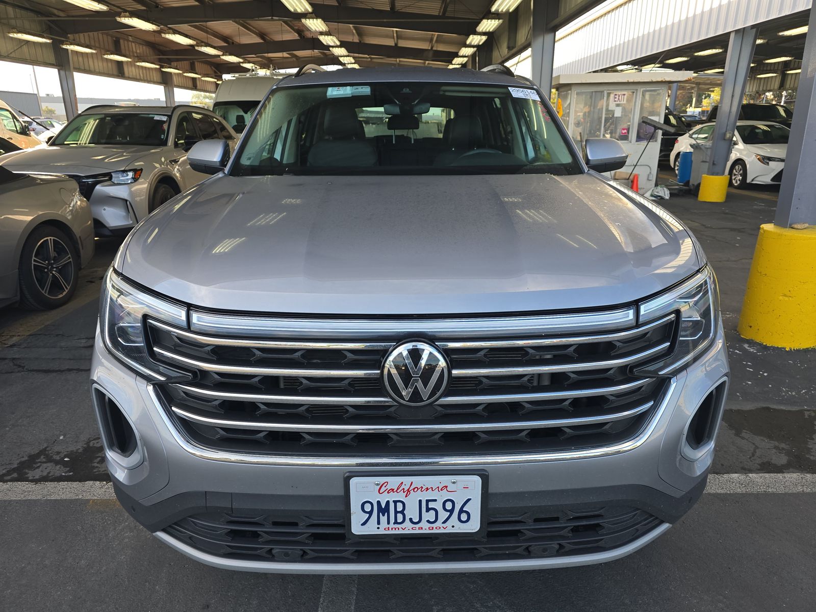 2024 Volkswagen Atlas 2.0T SE AWD