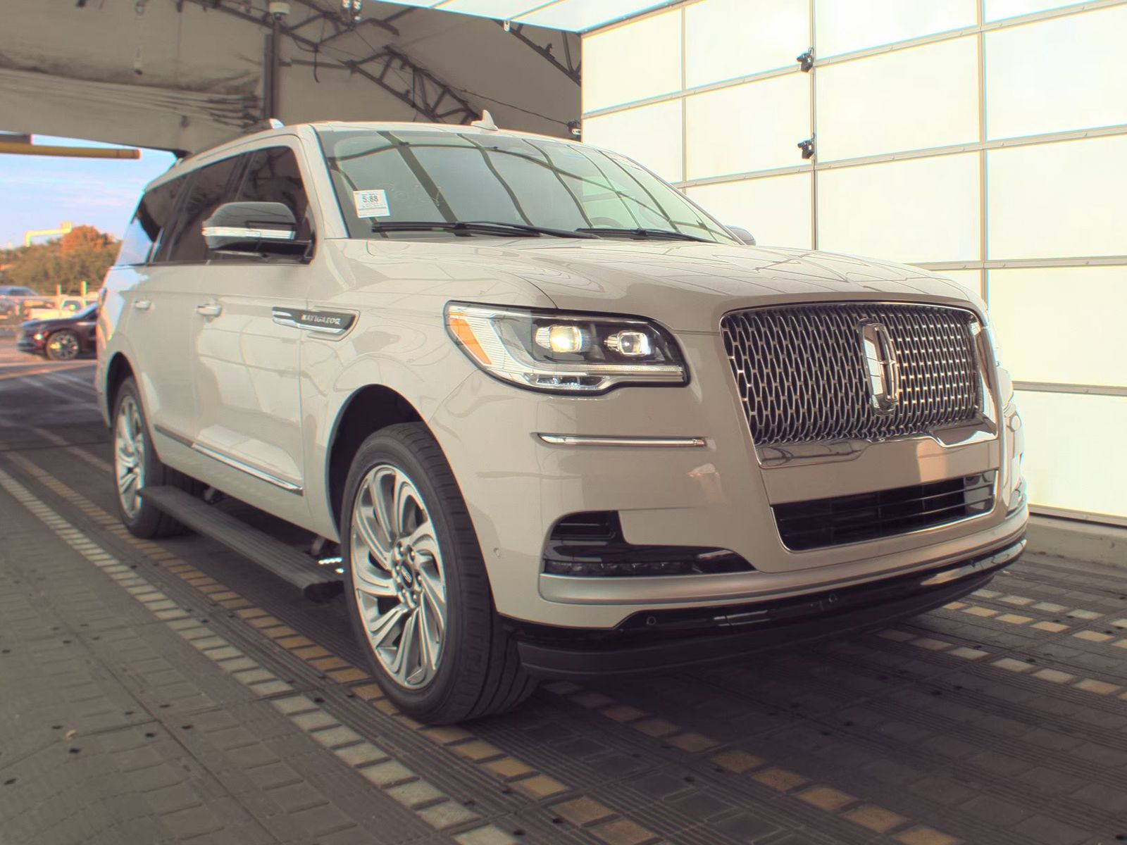 2024 Lincoln Navigator Premiere AWD
