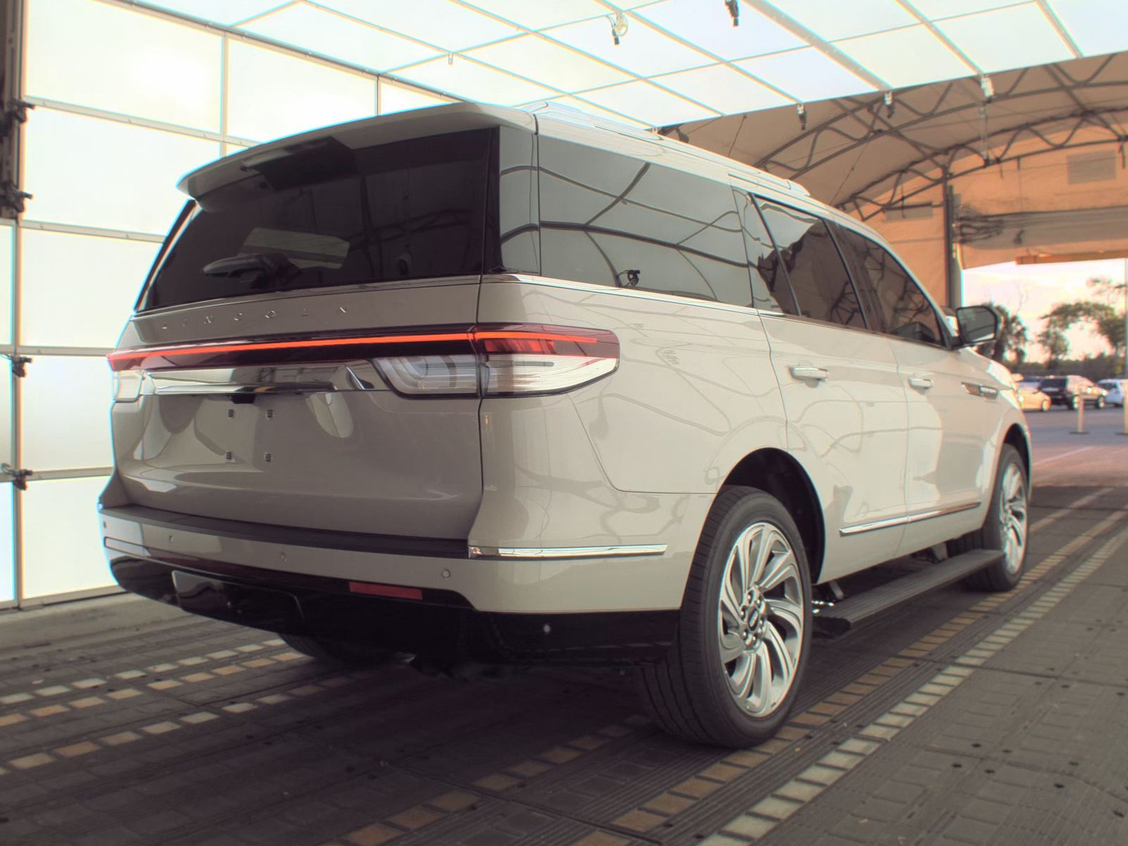 2024 Lincoln Navigator Premiere AWD