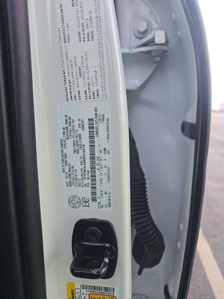 2024 Ford F-150 XLT AWD