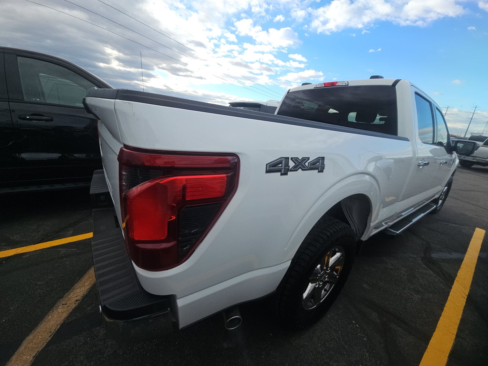 2024 Ford F-150 XLT AWD