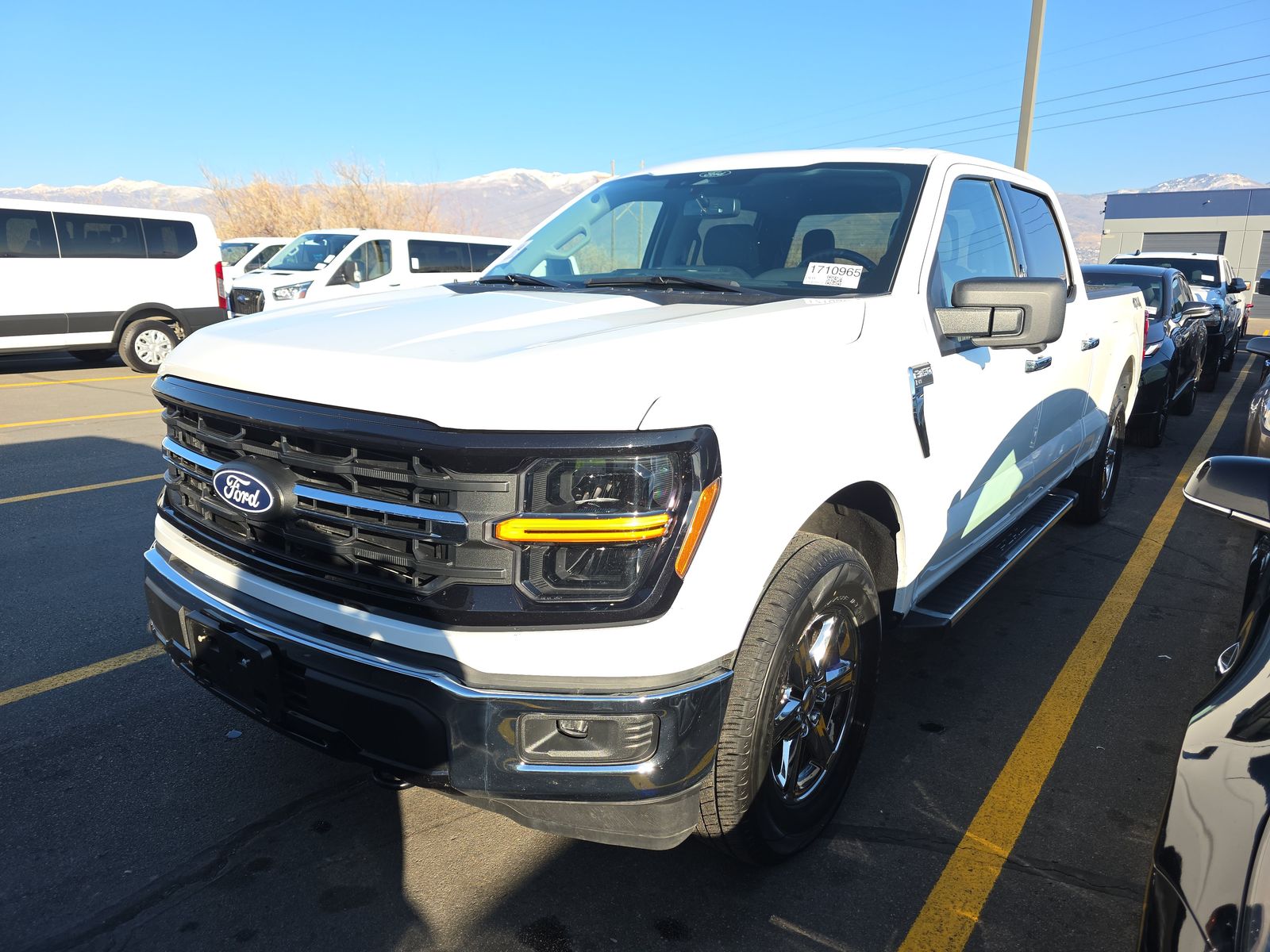 2024 Ford F-150 XLT AWD