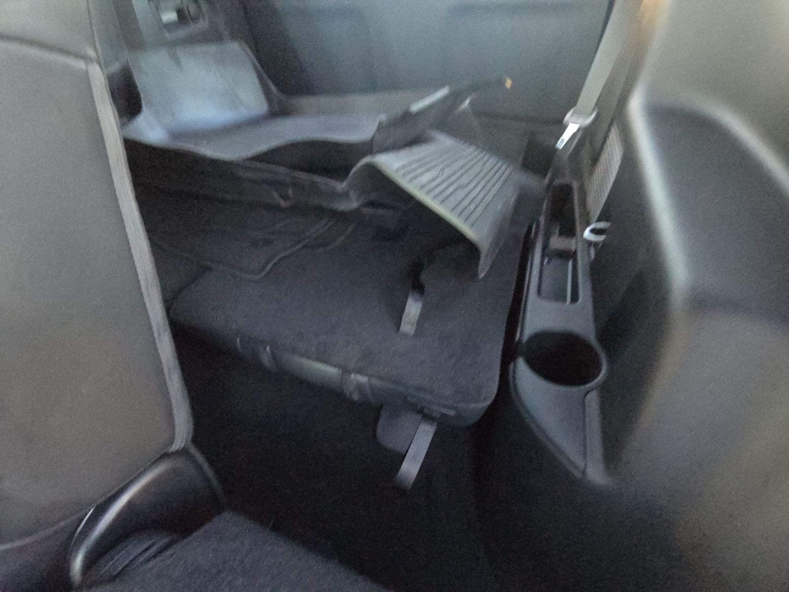 2025 Ford Explorer ST-Line RWD