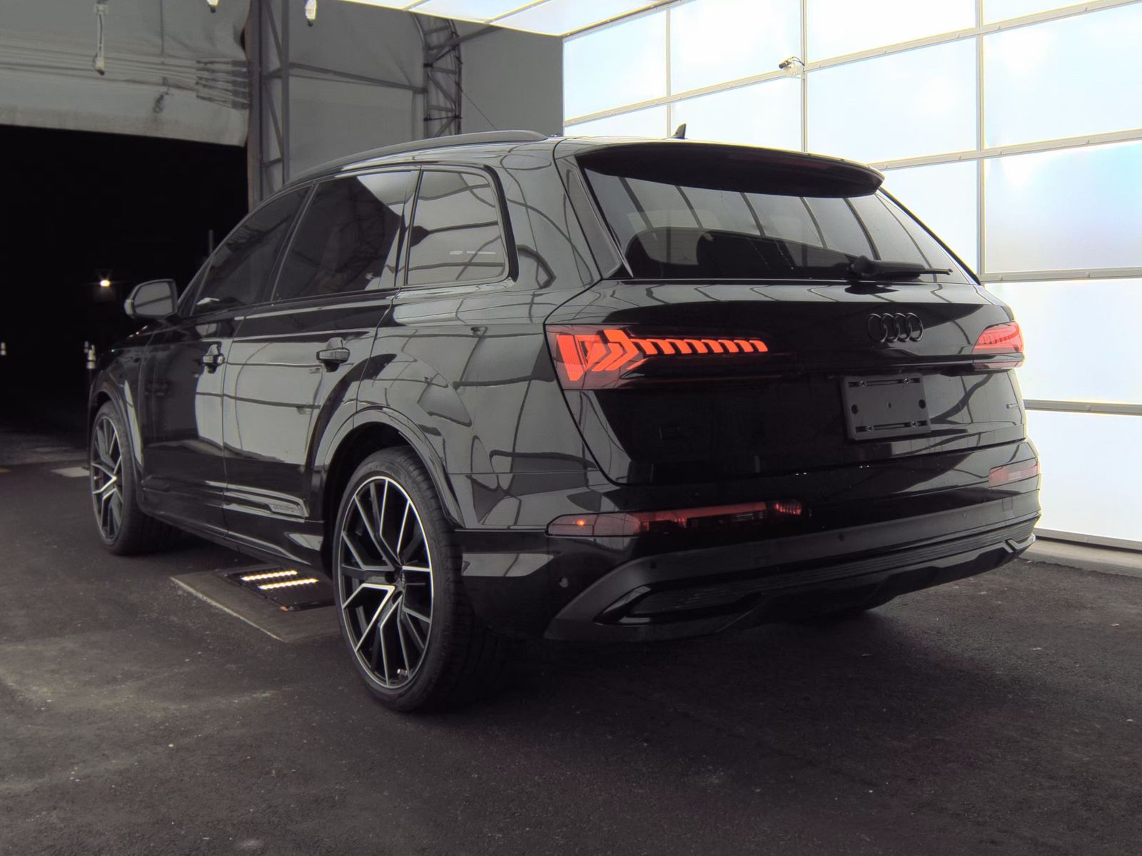 2022 Audi Q7 Prestige AWD