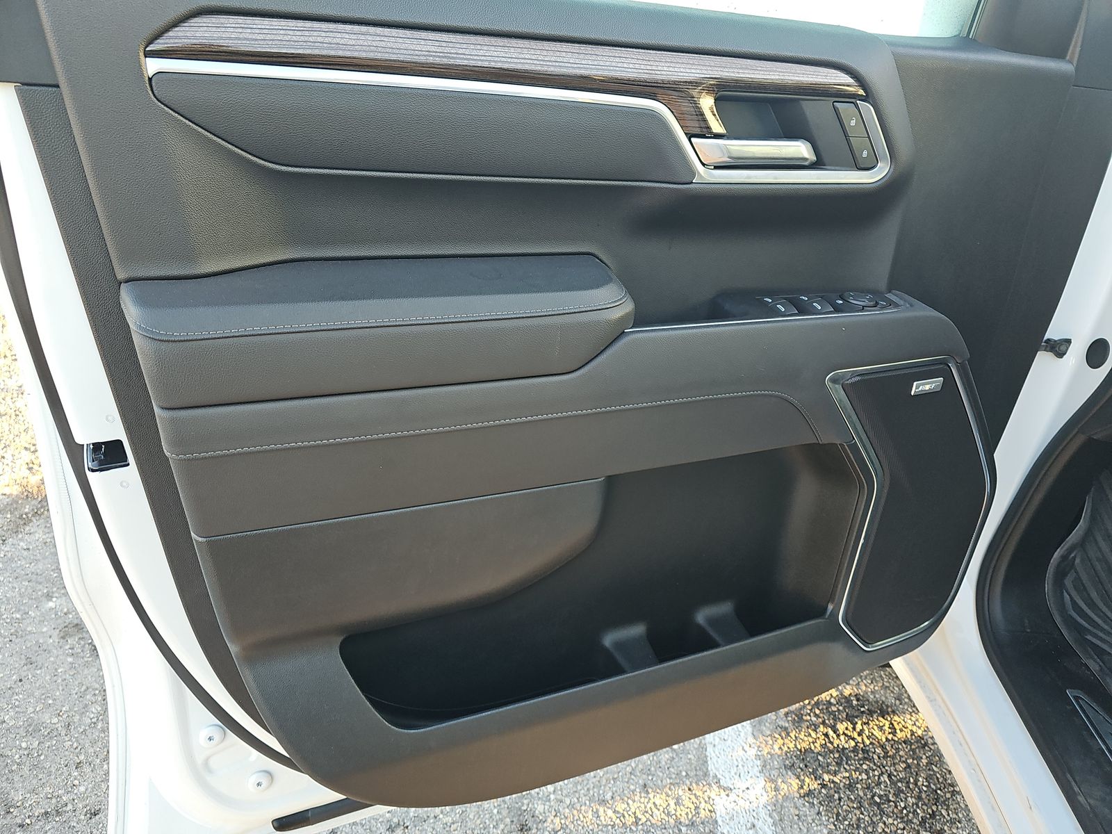 2025 Chevrolet Silverado 1500 RST AWD