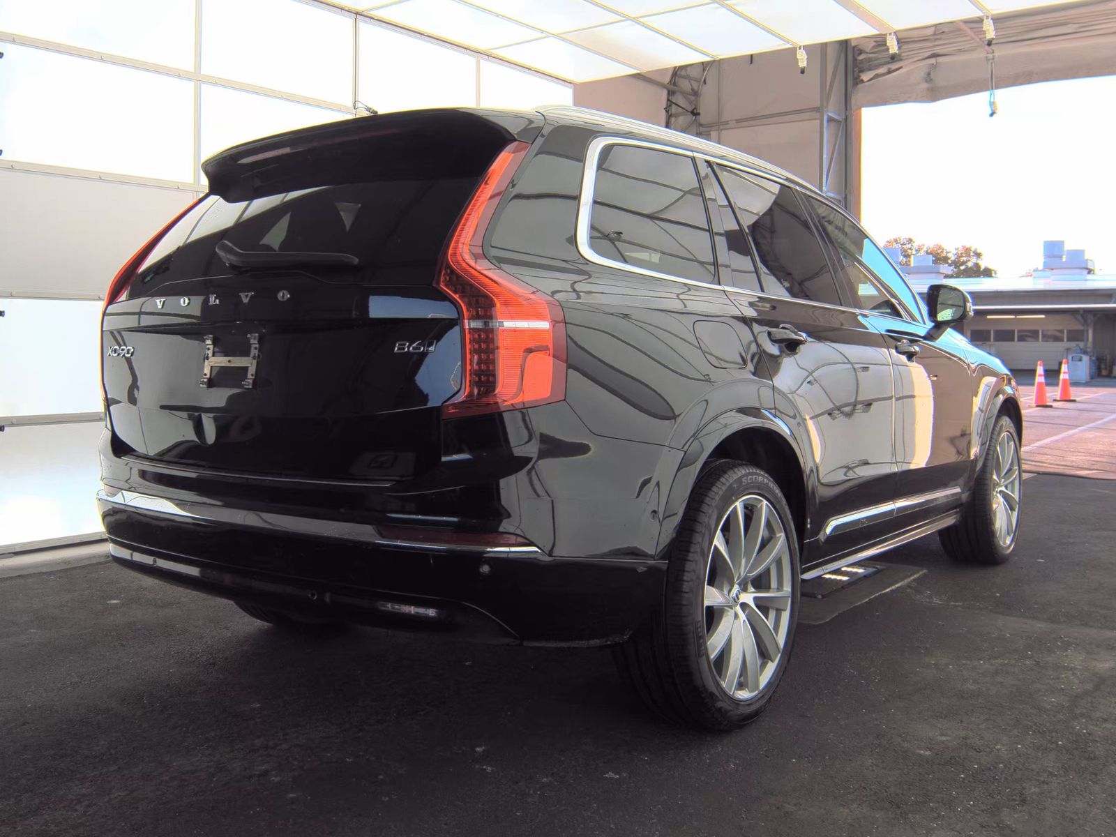 2023 Volvo XC90 B6 Ultimate AWD