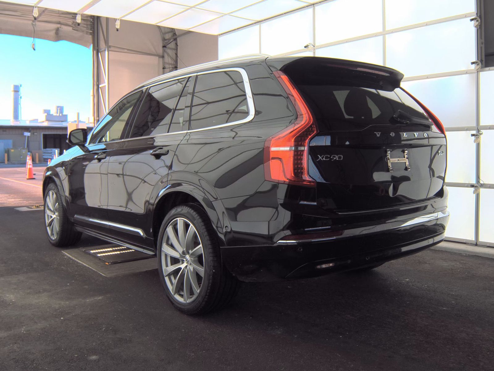 2023 Volvo XC90 B6 Ultimate AWD