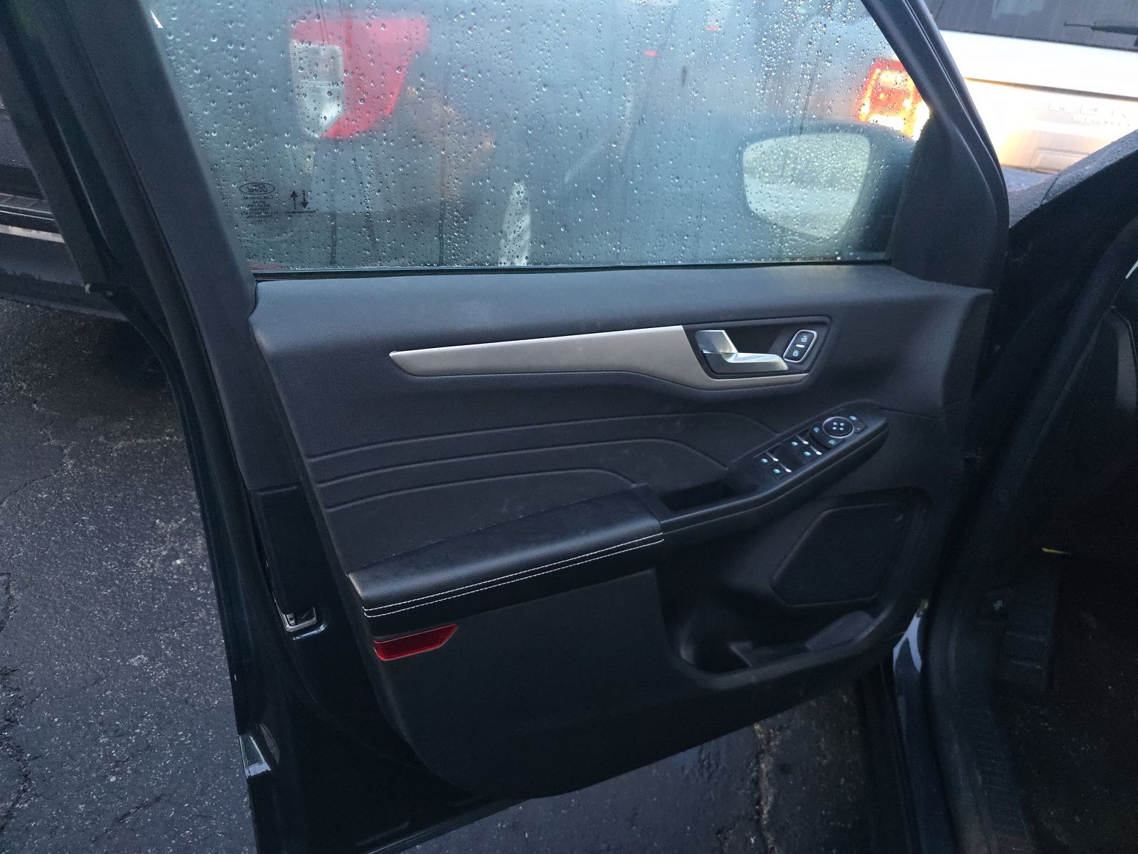 2022 Ford Escape SEL FWD